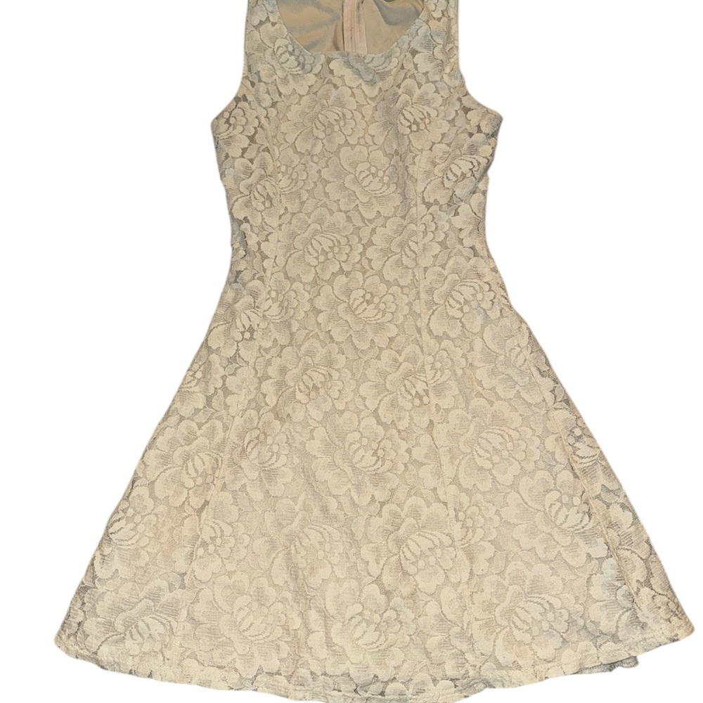 Elegant Cream Floral Lace Dress
